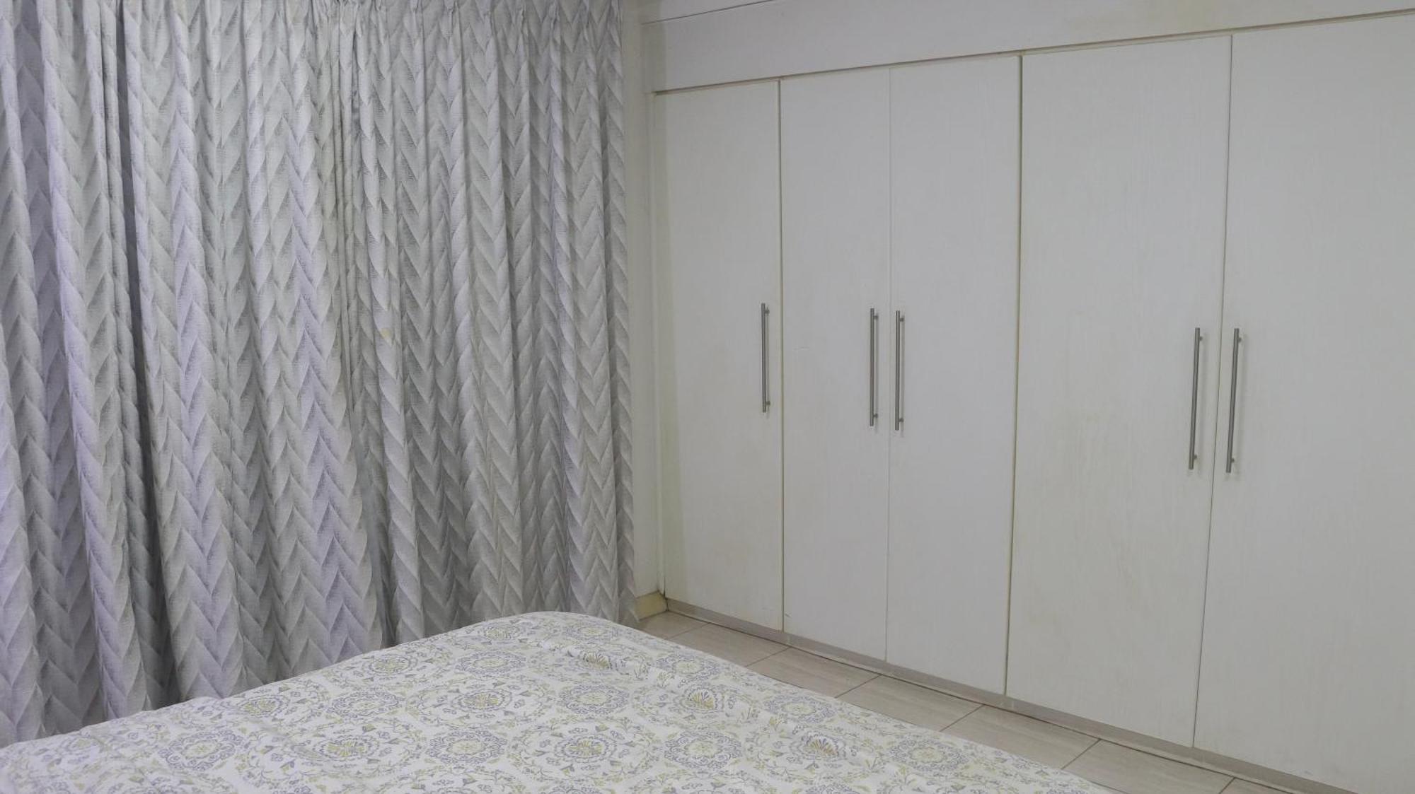 Palm Court Apartment Accra Eksteriør billede
